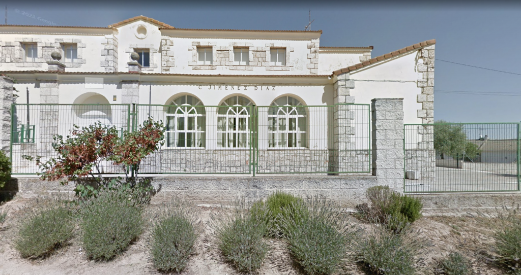 Colegio Don Carlos Jiménez Díaz en Albares