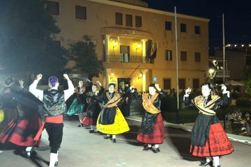 Wad-Al-Hayara pone el broche final a la Semana Cultural de Albares